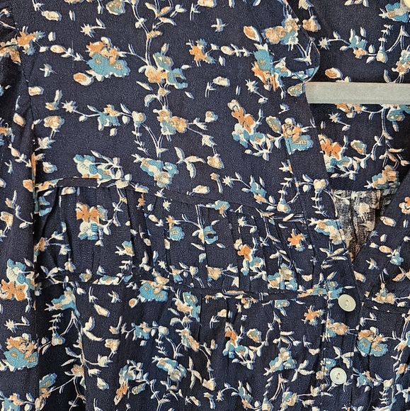 Caslon Women Blue Popover Top Sz L Floral Elastic Wrist Peasant 1/4 Button Front - Picture 8 of 11